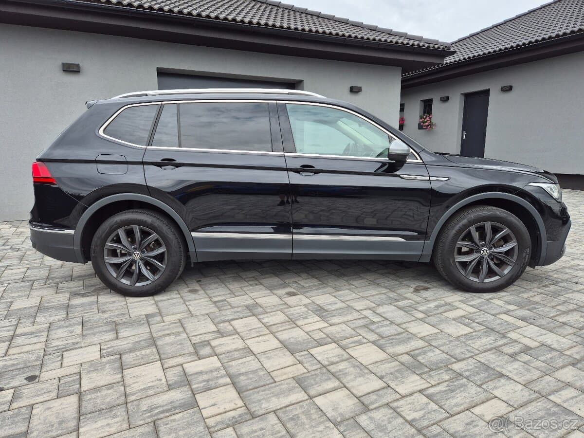 2023 Volkswagen TIGUAN - 8
