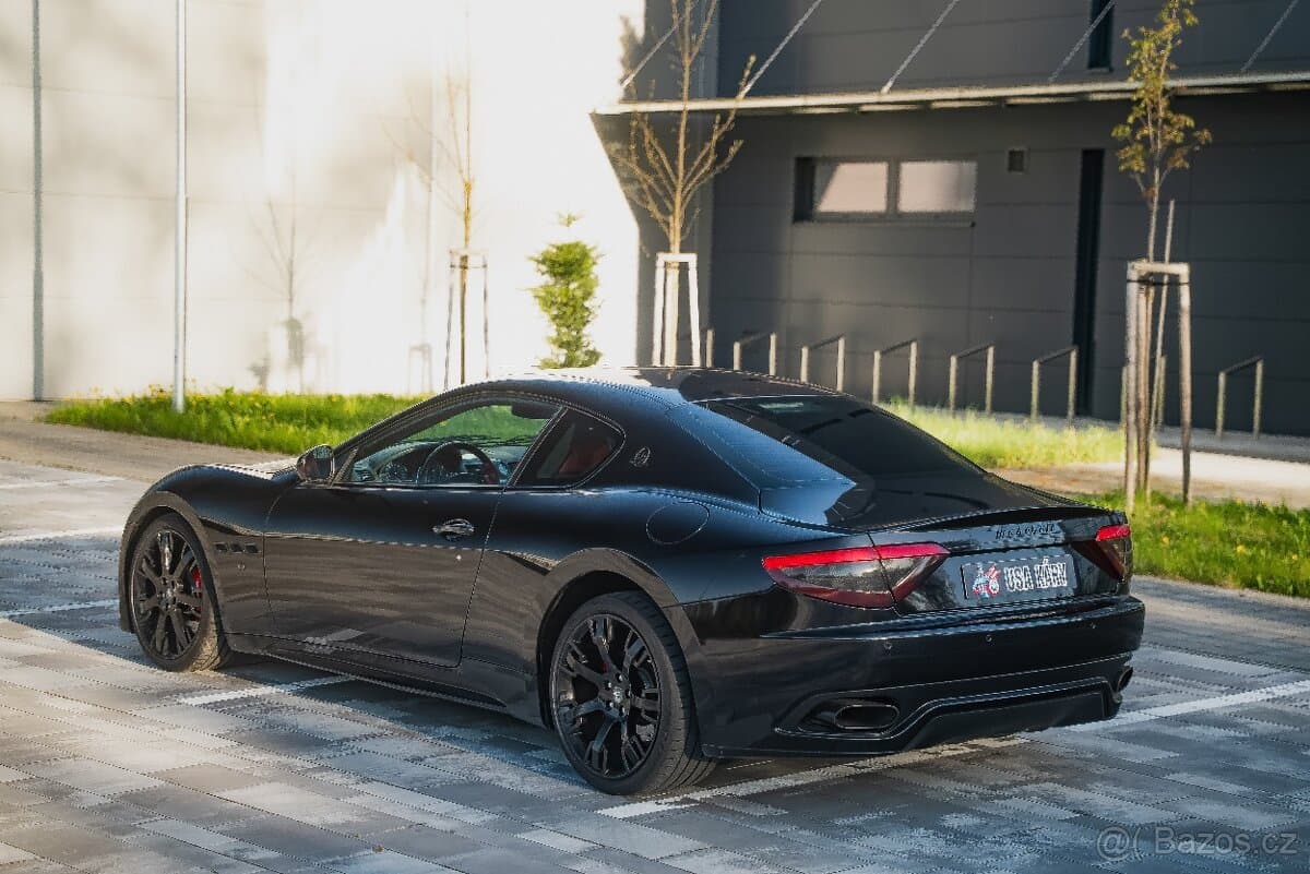 2010 Maserati OSTATNÍ - 8