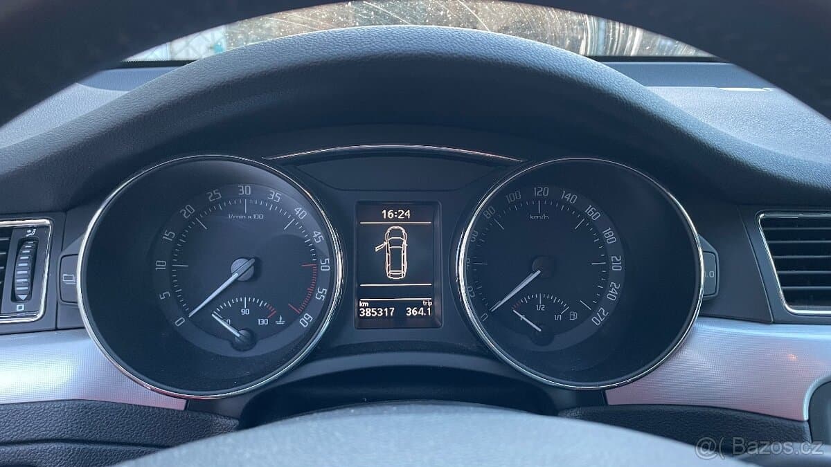 2013 Škoda SUPERB - 8