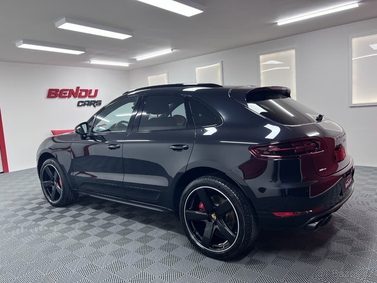 2015 Porsche MACAN - 8