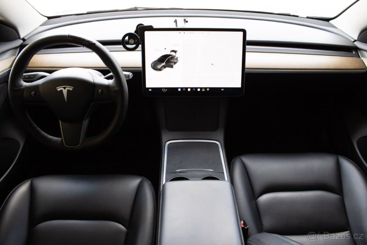 2021 Tesla MODEL 3 - 8