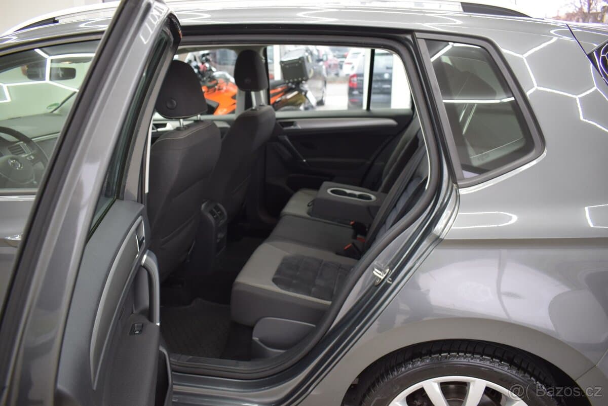 2017 Volkswagen GOLF - 8