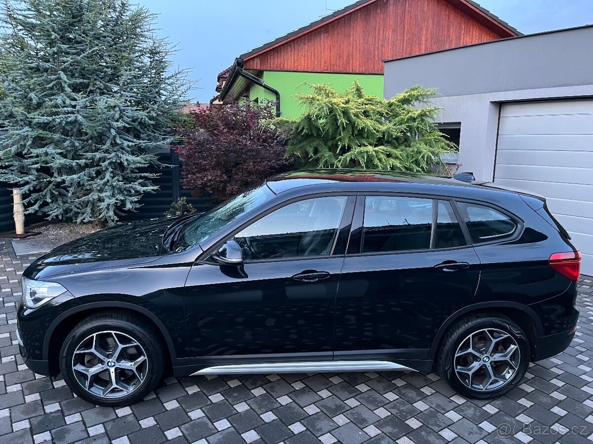 2016 BMW X1 - 8