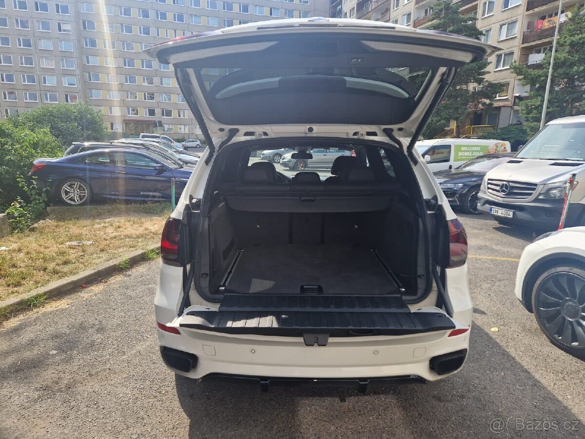 2017 BMW X5 - 8