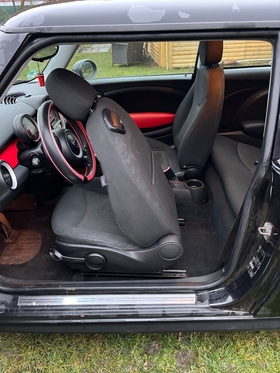 2010 Mini COOPER - 8