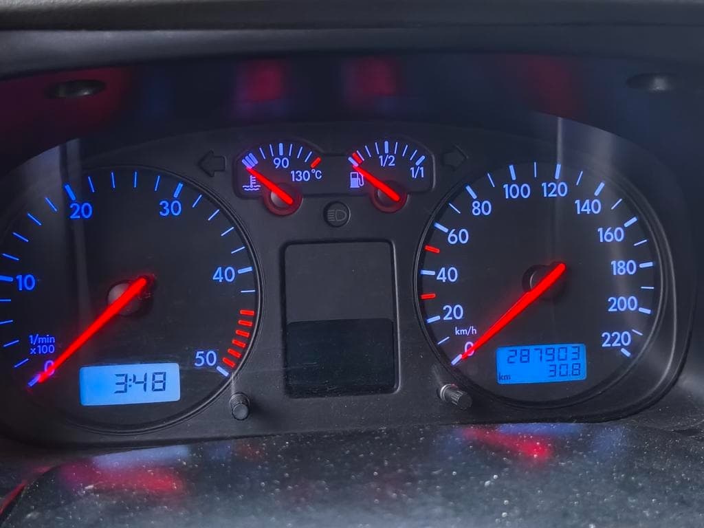 2003 Volkswagen TRANSPORTER - 8