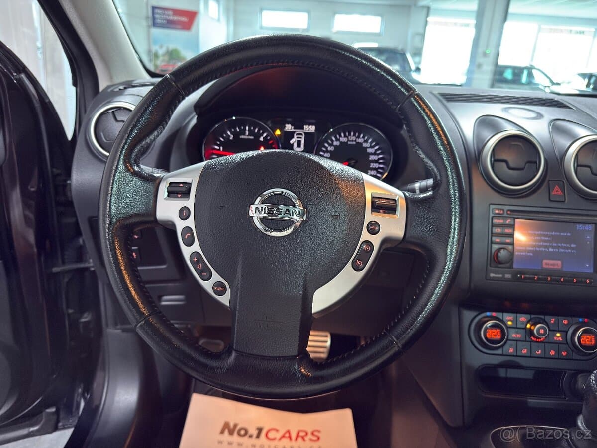 Nissan QASHQAI - 8