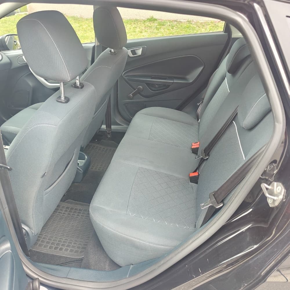 2012 Ford FIESTA - 8