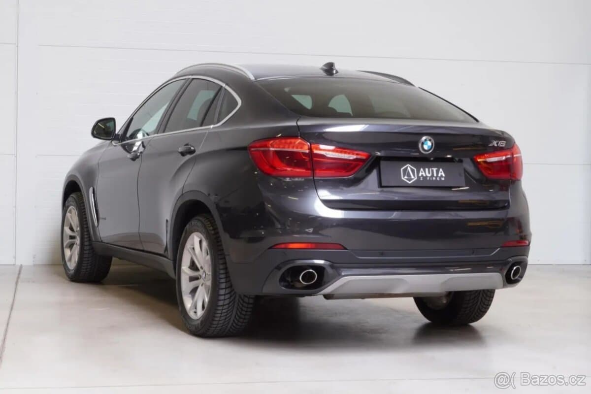2015 BMW X6 - 8