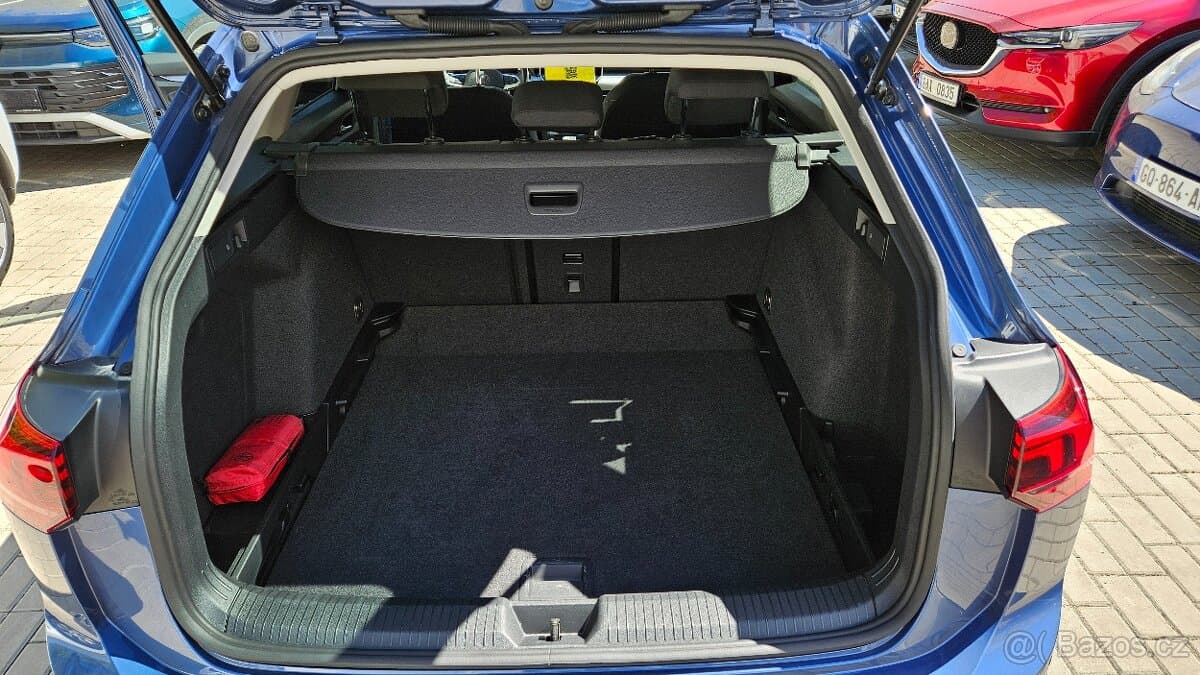 2025 Volkswagen GOLF - 8