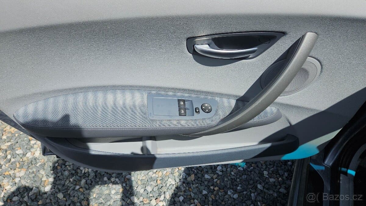 2005 BMW 1-SERIES - 8