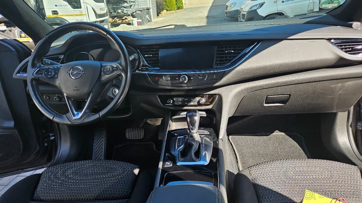 2022 Opel INSIGNIA - 8