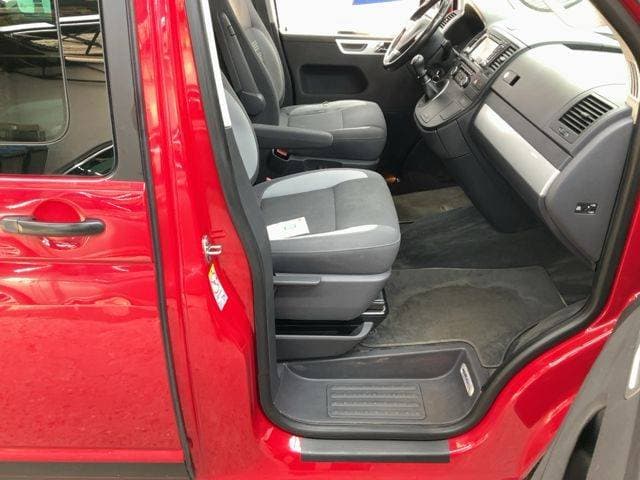 2014 Volkswagen MULTIVAN - 8