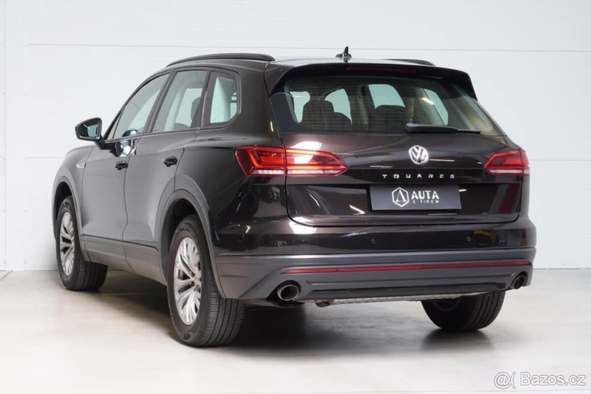 2019 Volkswagen TOUAREG - 8