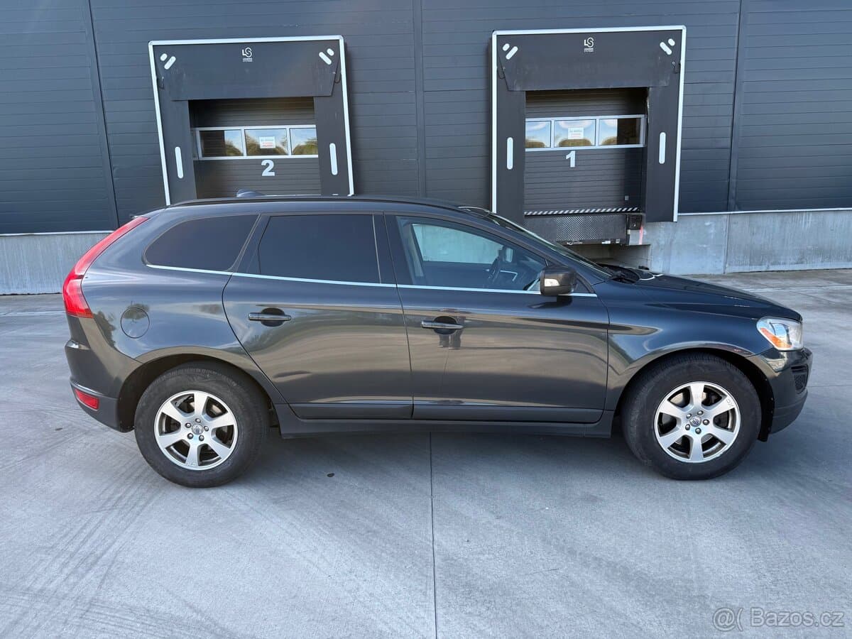2011 Volvo XC60 - 8