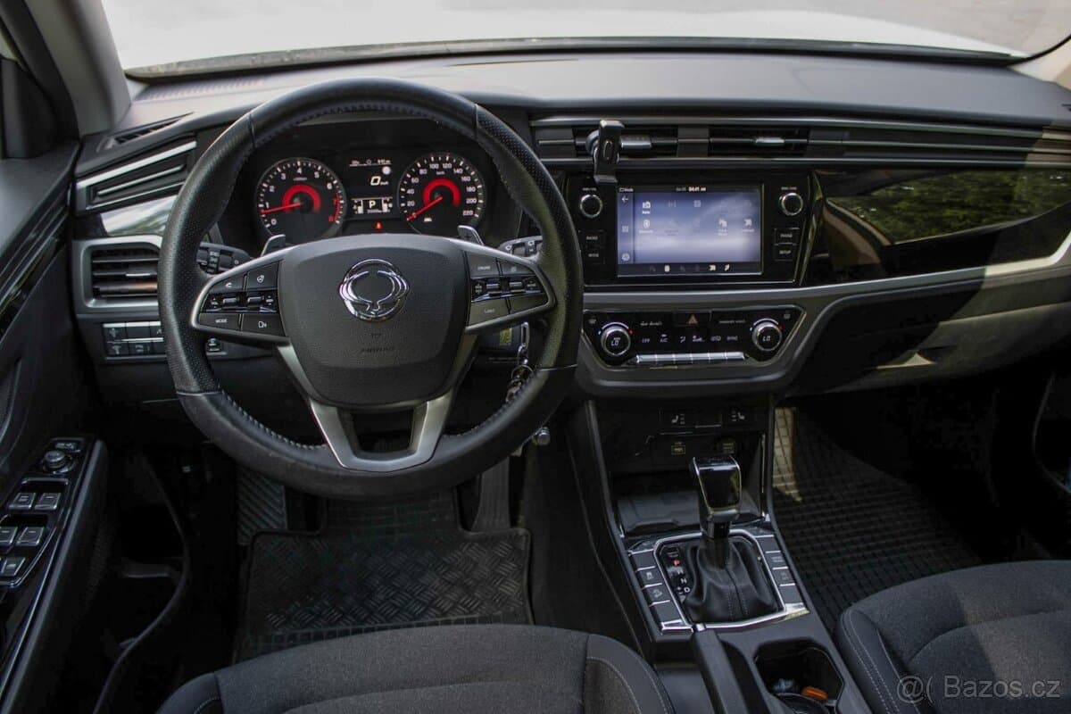 2023 SsangYong KORANDO - 8