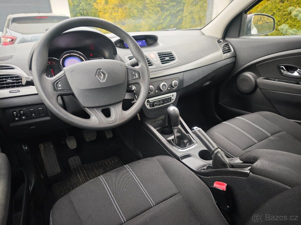 2014 Renault FLUENCE - 8