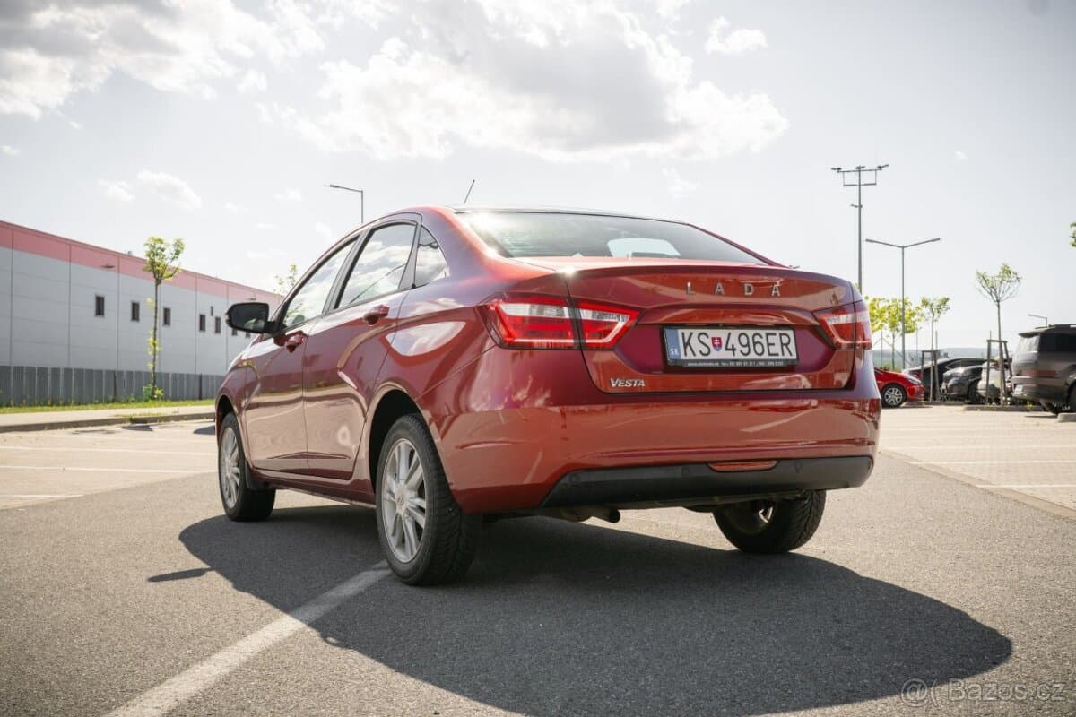 2018 Lada VESTA - 8
