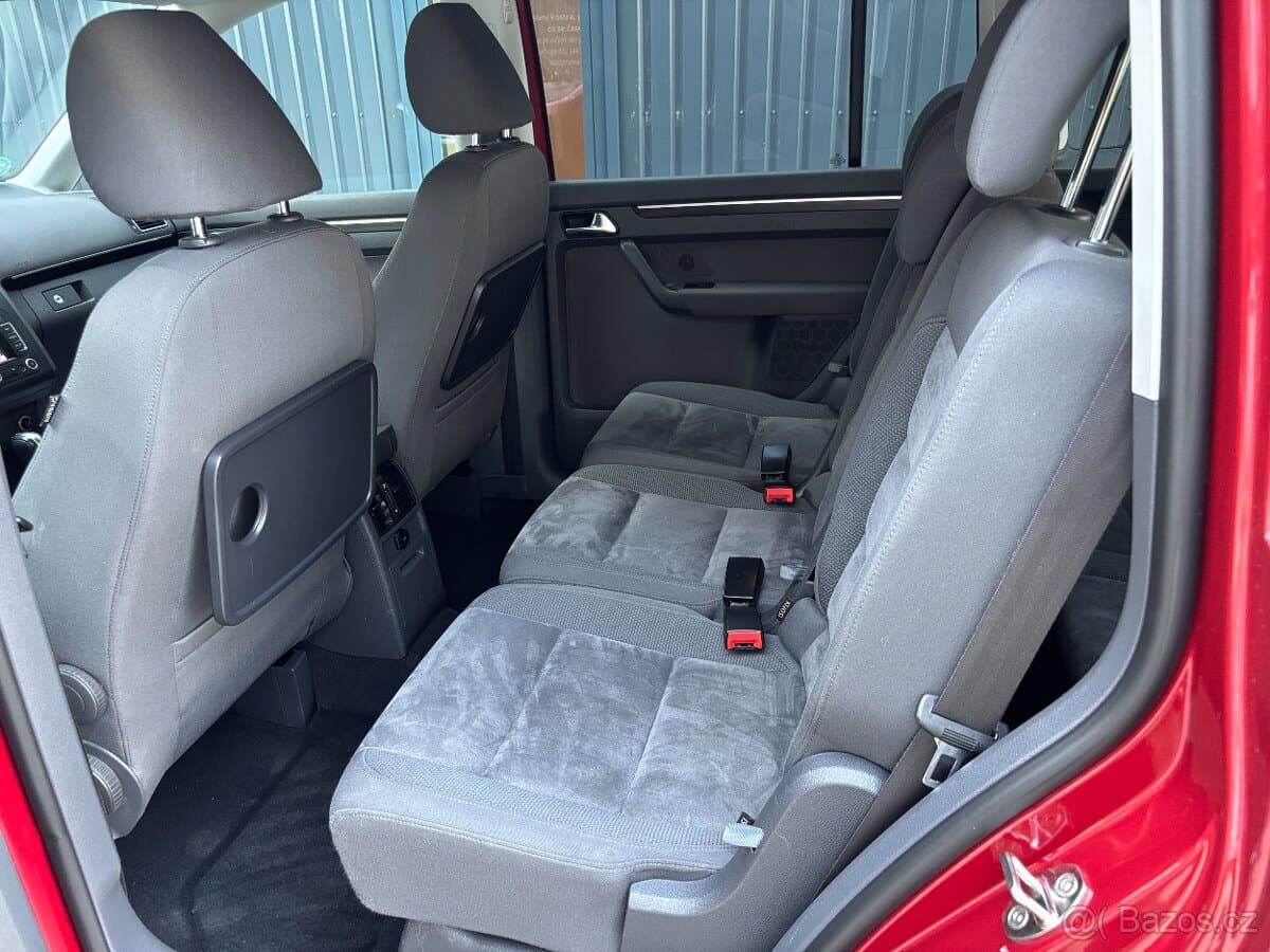 2010 Volkswagen TOURAN - 8