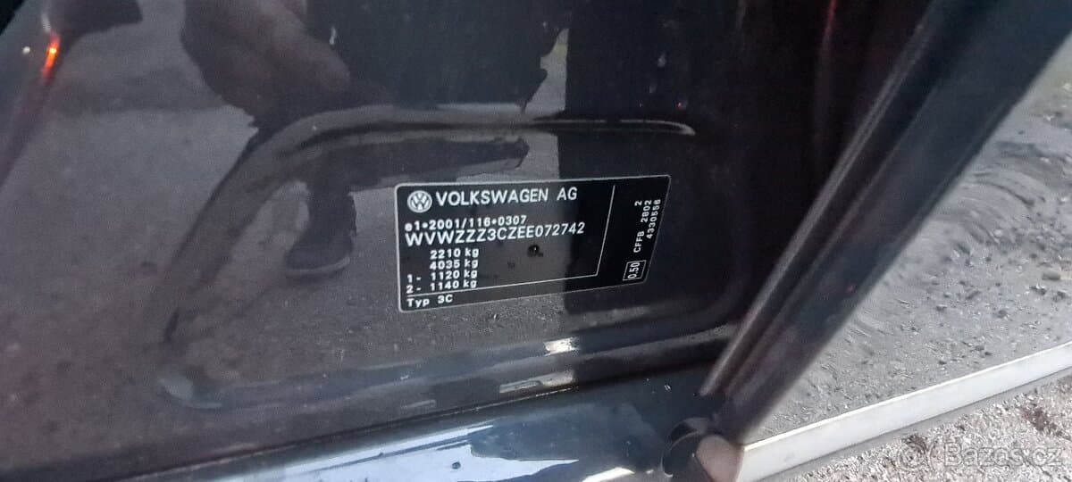 2013 Volkswagen PASSAT - 8