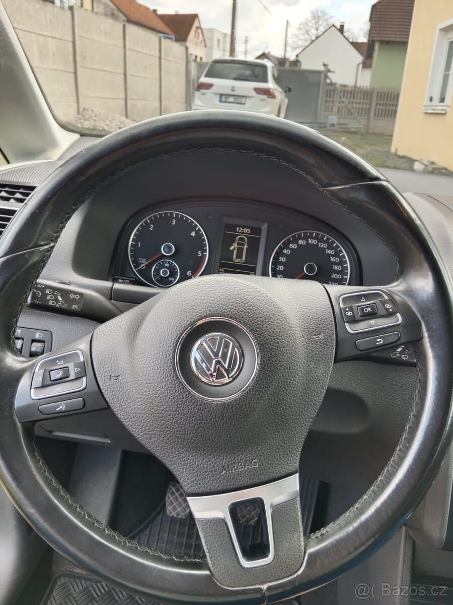 Volkswagen TOURAN - 8