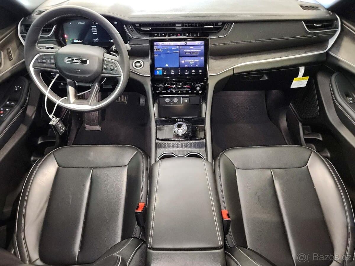 2025 Jeep CHEROKEE - 8