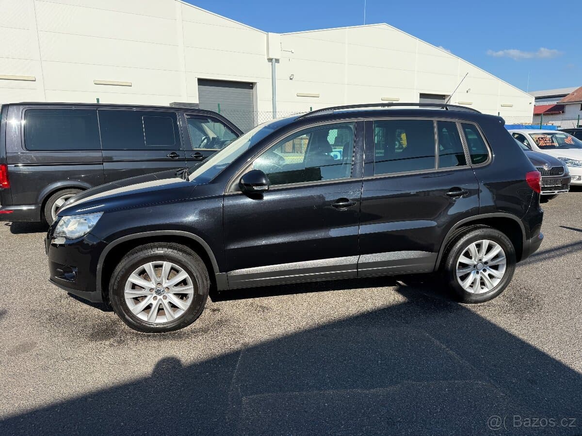 2009 Volkswagen TIGUAN - 8