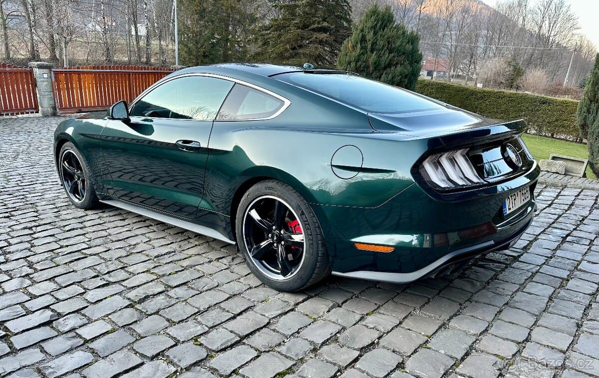 2020 Ford MUSTANG - 8