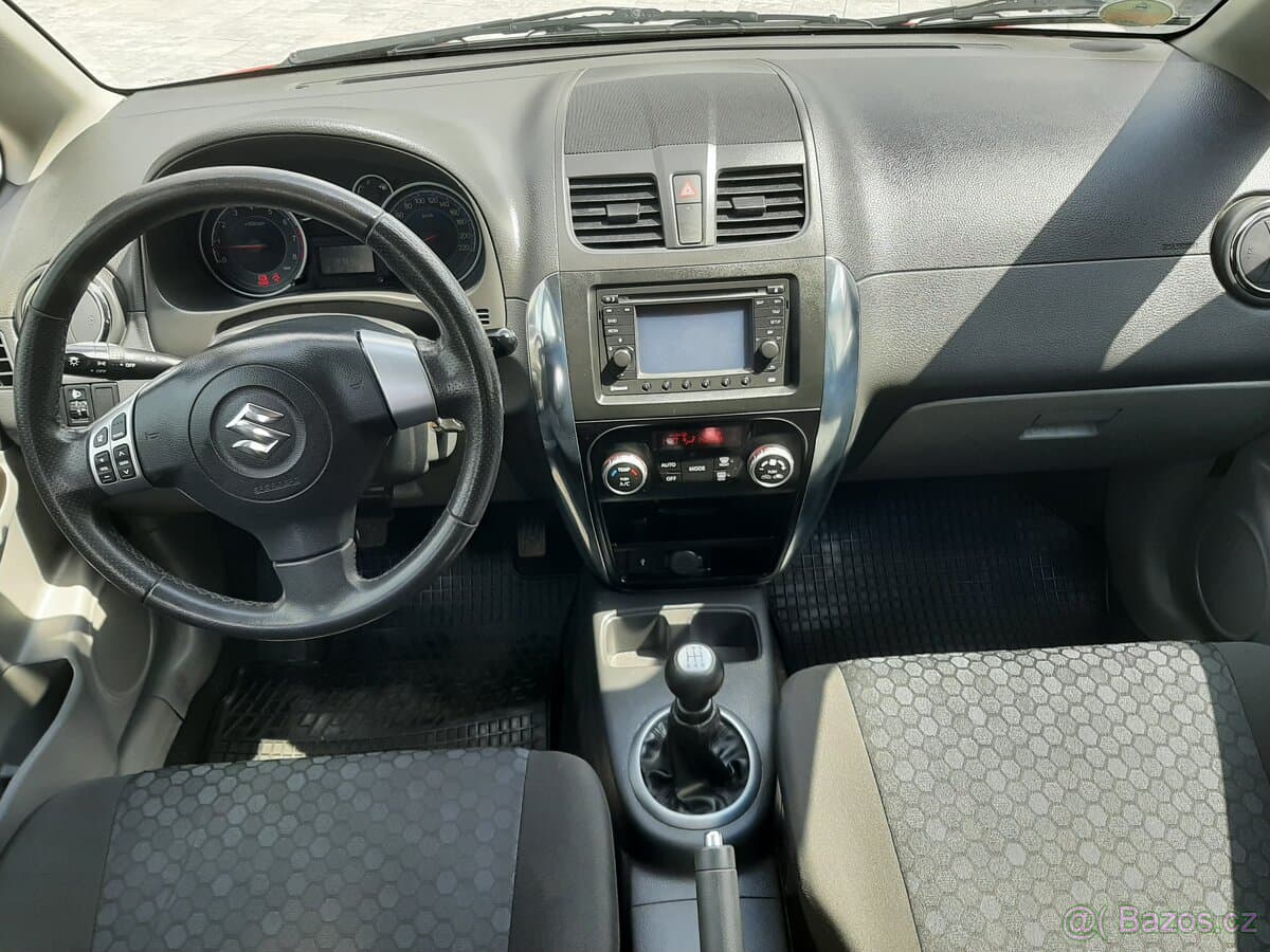 2012 Suzuki SX4 - 8