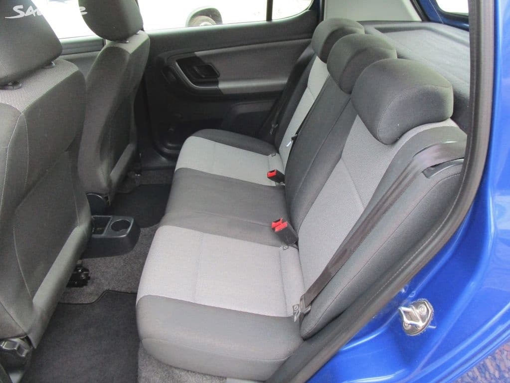 Škoda FABIA - 8