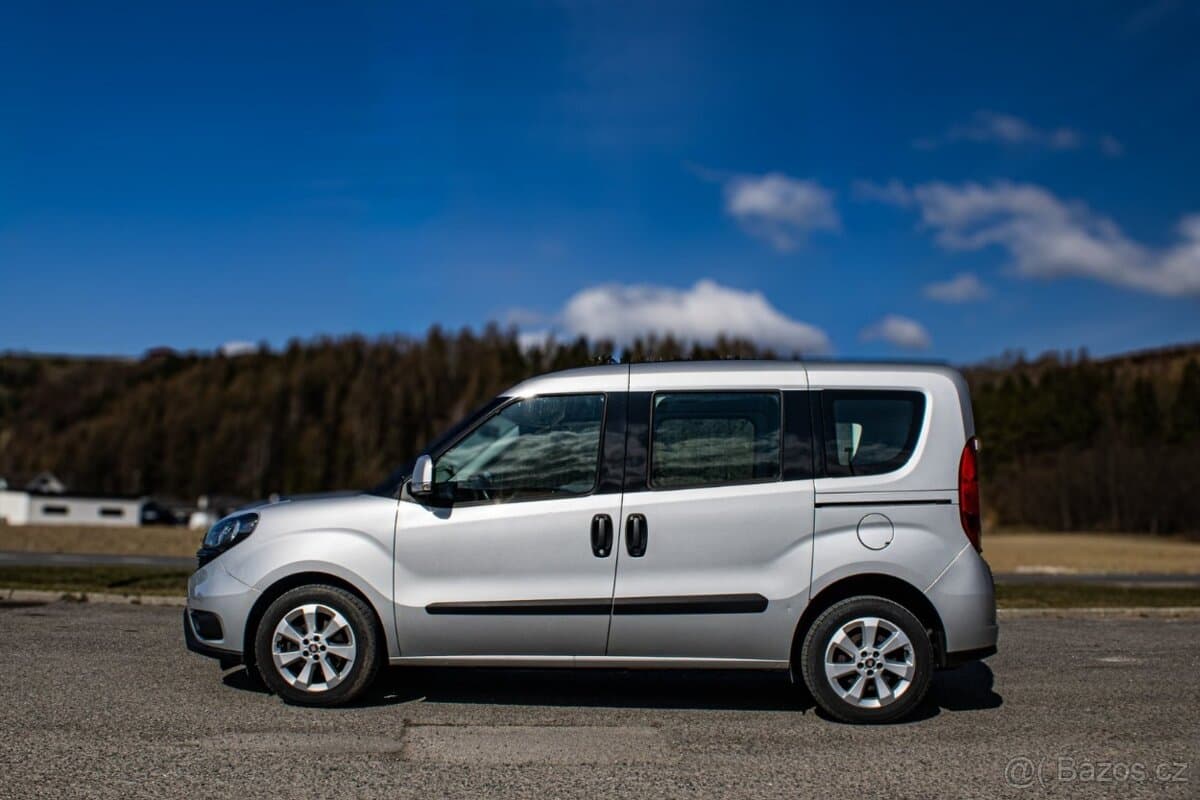 2022 Fiat DOBLO - 8