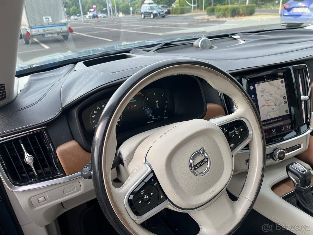 Volvo S90 - 8