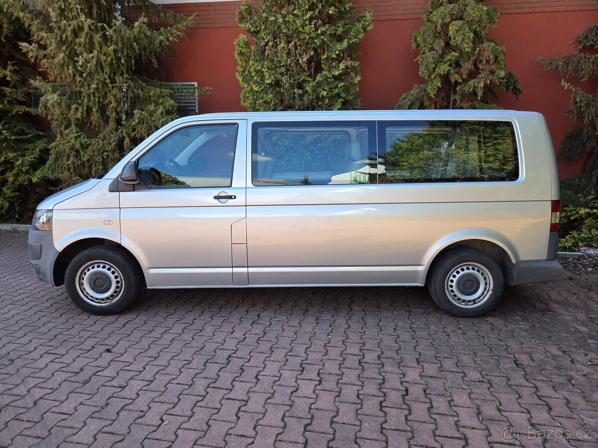 2010 Volkswagen TRANSPORTER - 8