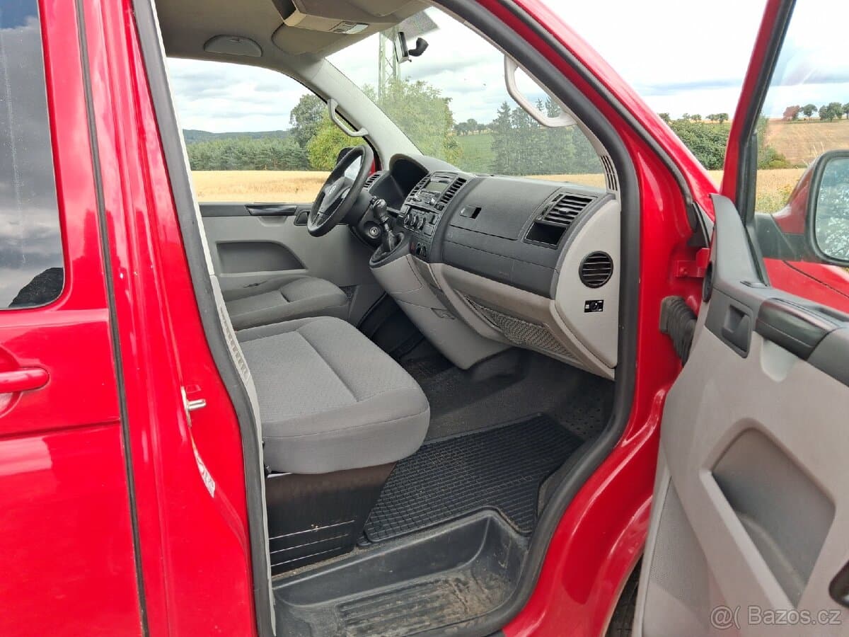 2010 Volkswagen TRANSPORTER - 8