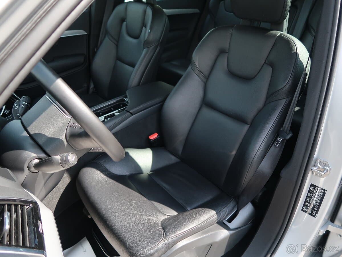 2021 Volvo XC90 - 8