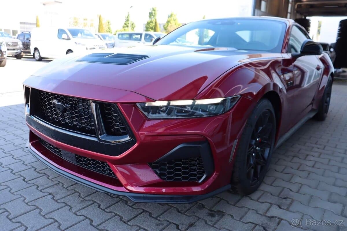 Ford MUSTANG - 8