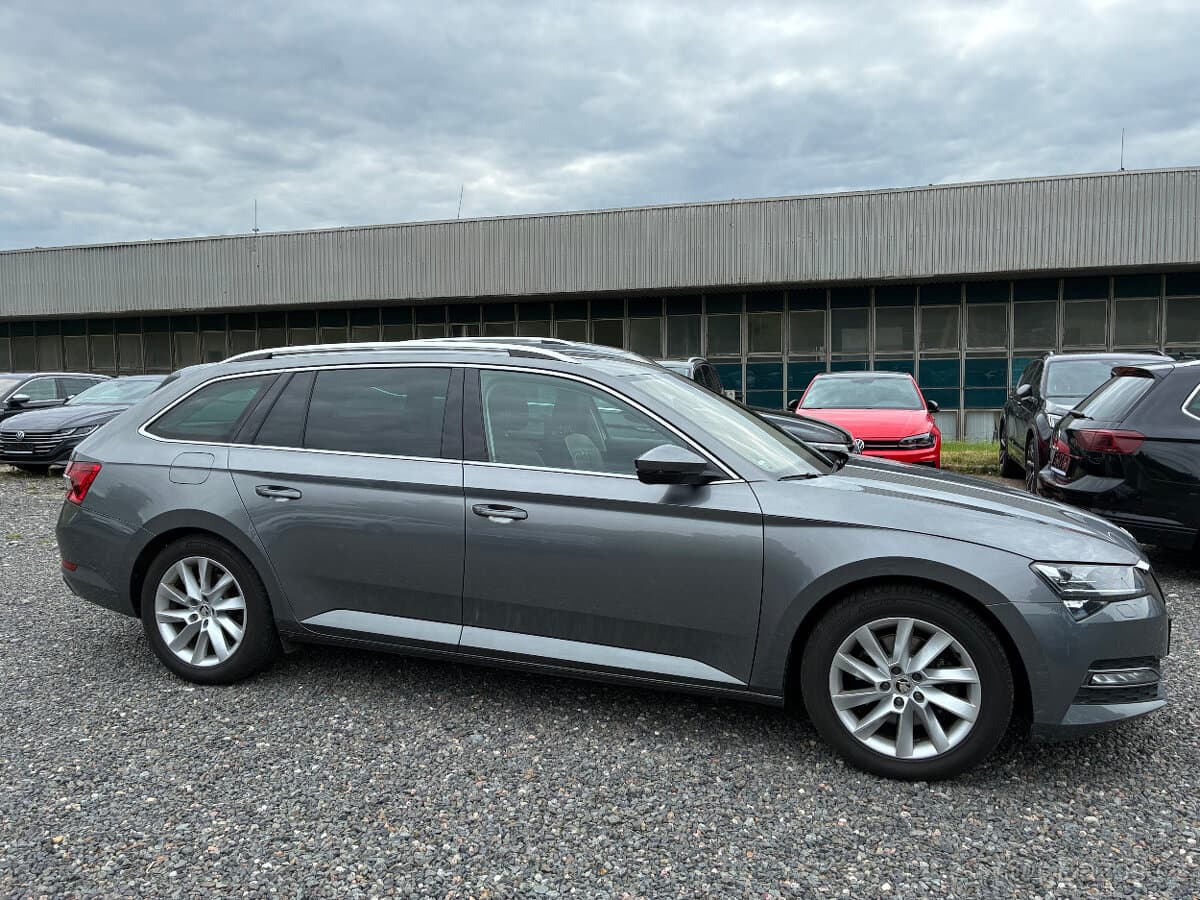 2023 Škoda SUPERB - 8