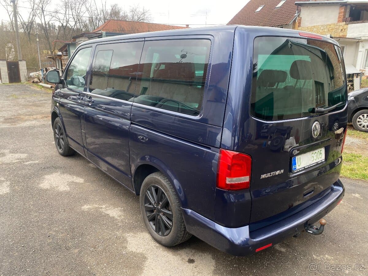 2010 Volkswagen MULTIVAN - 8