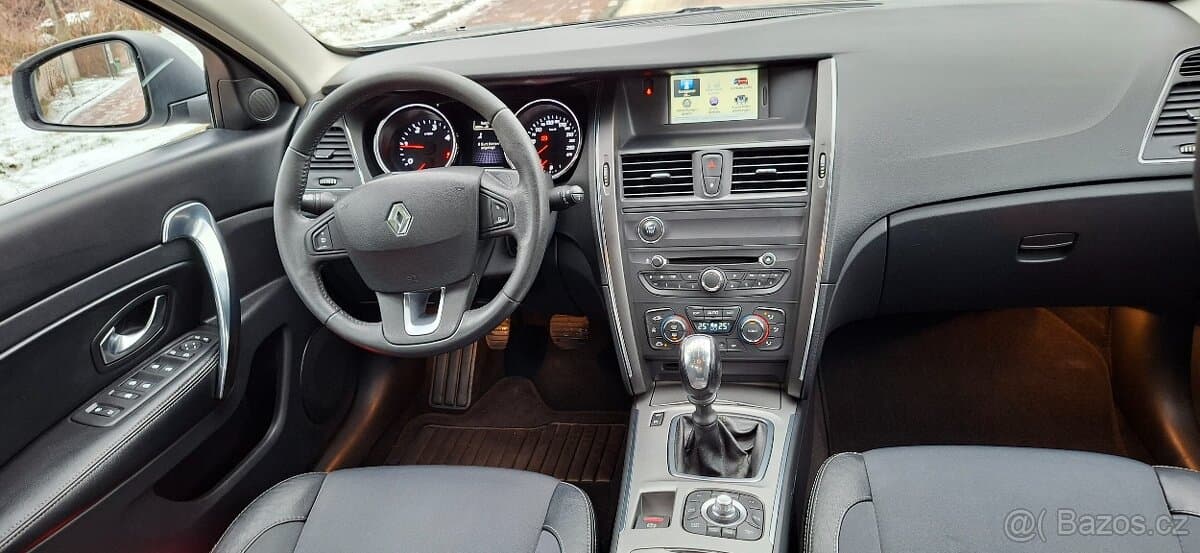 2012 Renault LATITUDE - 8