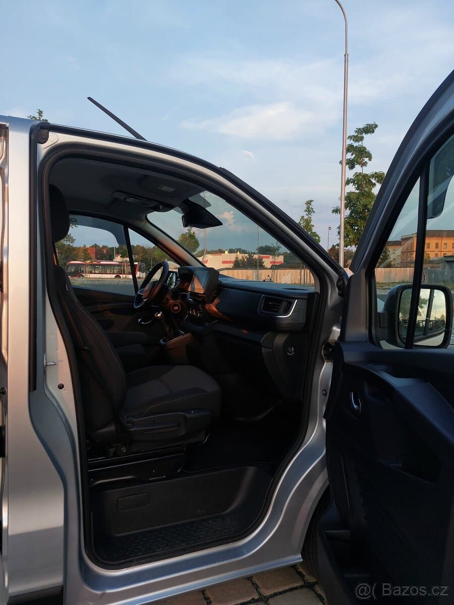 2025 Renault TRAFIC - 8
