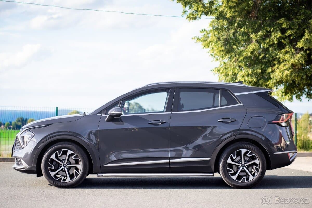 2022 Kia SPORTAGE - 8