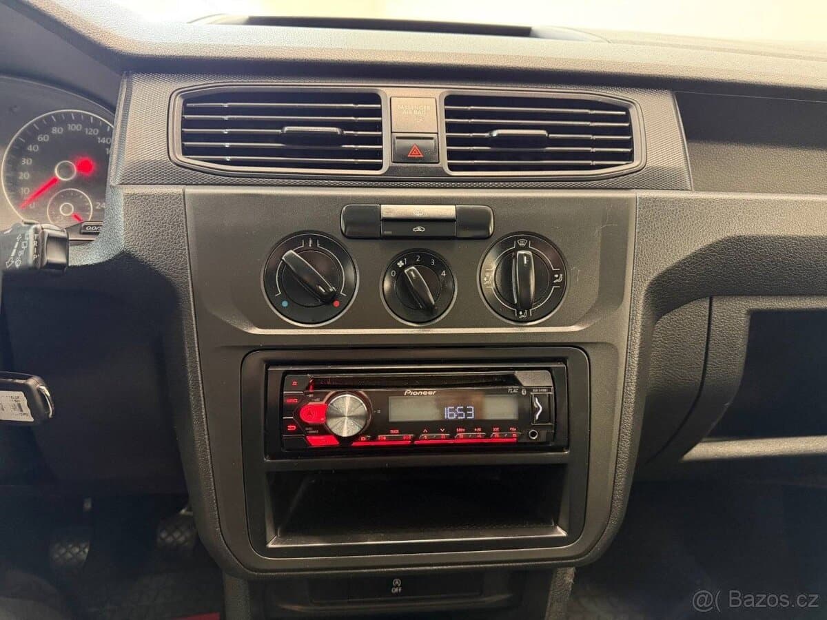 2019 Volkswagen CADDY - 8