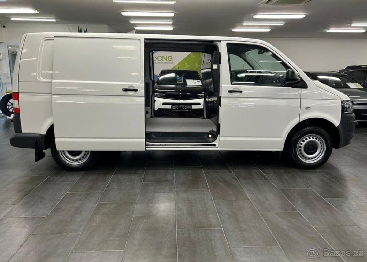 2013 Volkswagen TRANSPORTER - 8