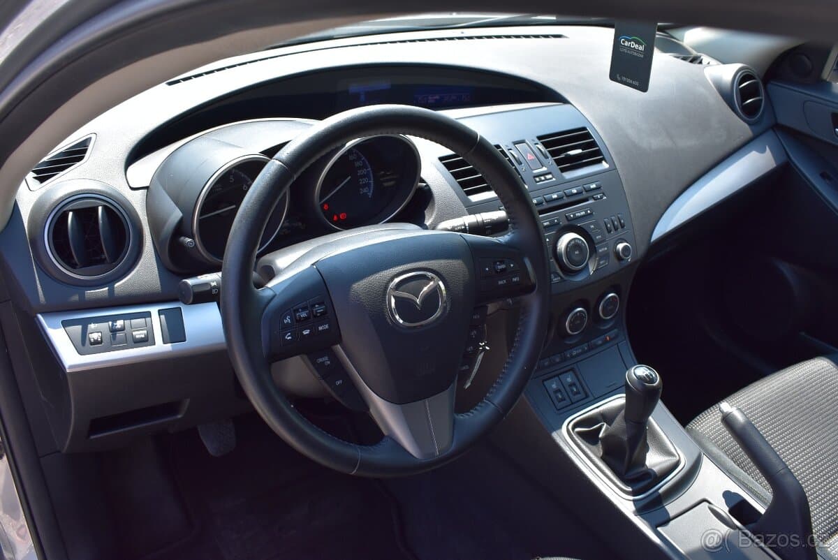 2013 Mazda 3 - 8
