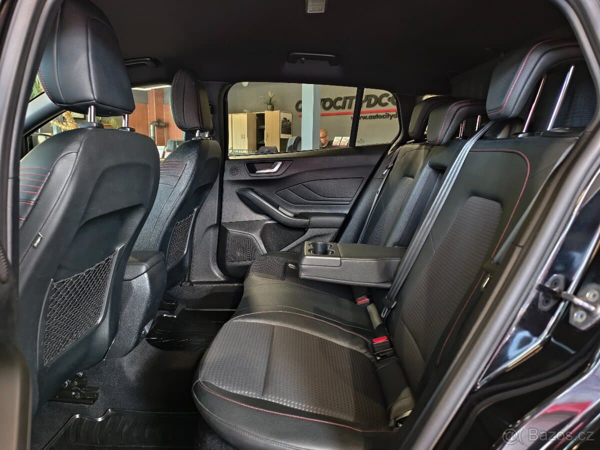 2020 Ford FOCUS - 8