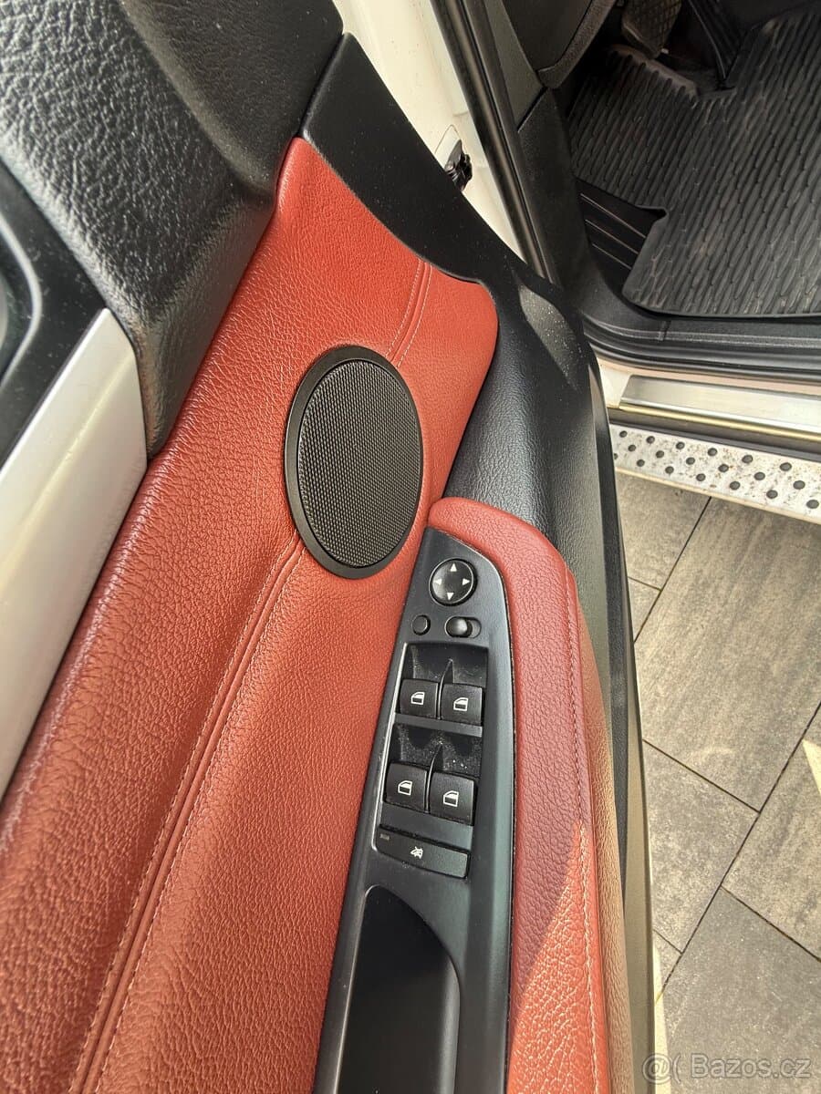 2010 BMW X6 - 8
