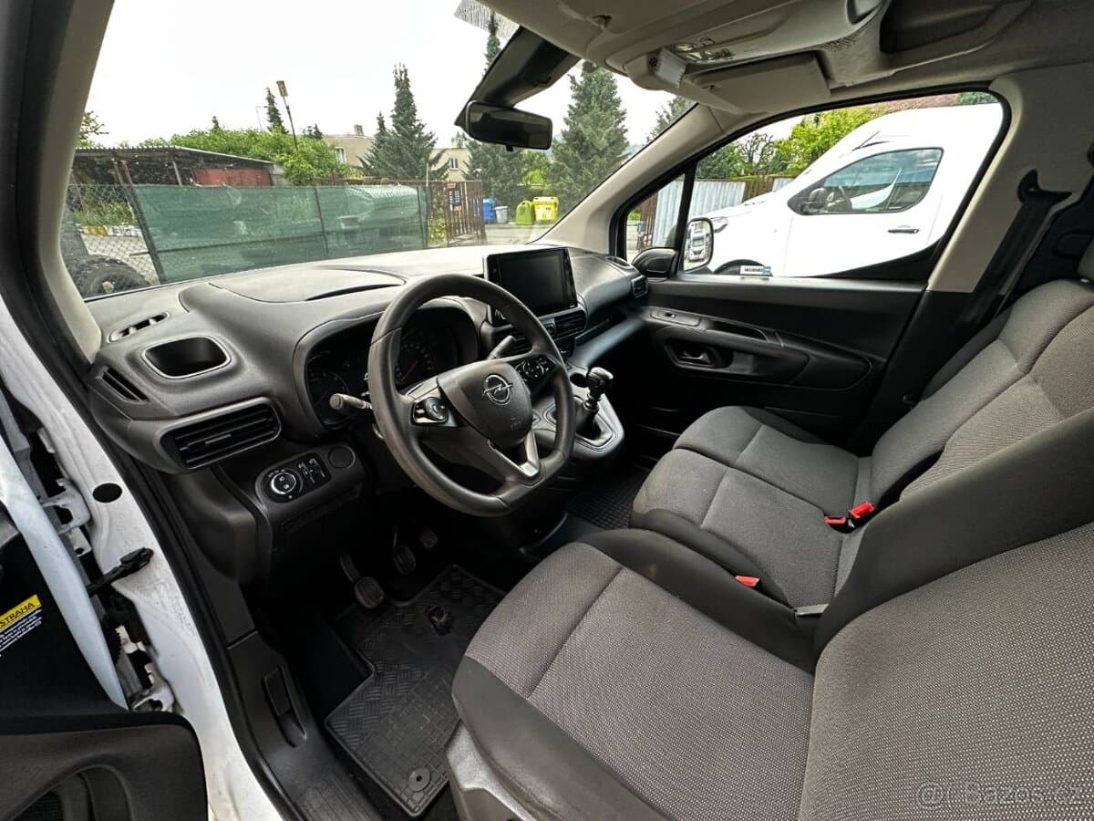 2022 Opel COMBO - 8