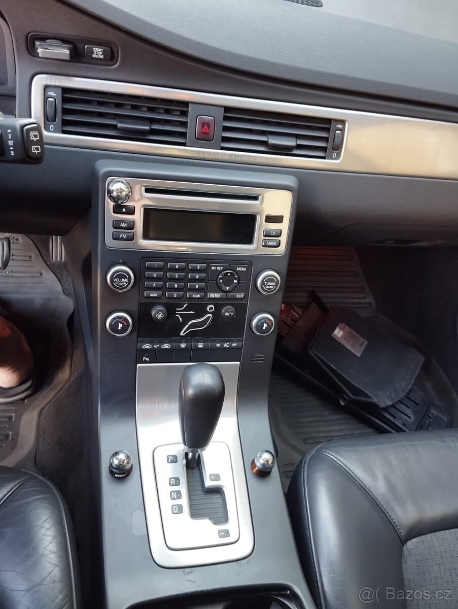 2008 Volvo V70 - 8