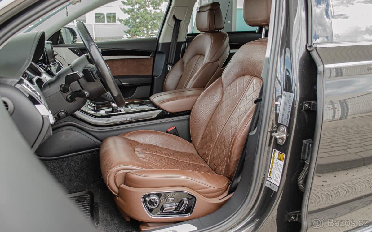2017 Audi A8 - 8
