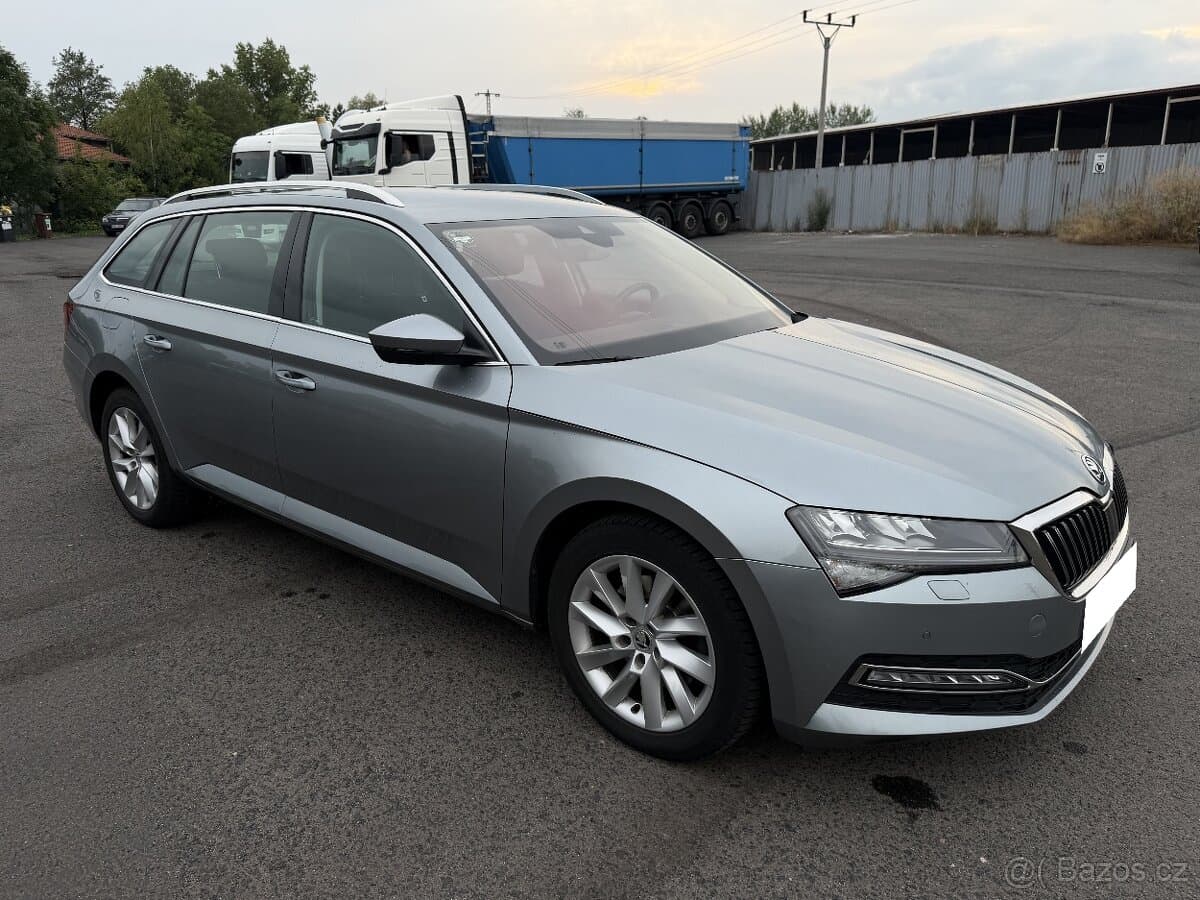 2021 Škoda SUPERB - 8